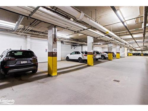 377-220 Gord Canning Drive, The Blue Mountains, ON - Indoor Photo Showing Garage