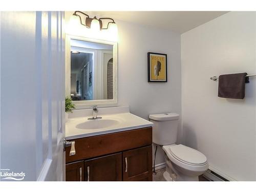 136-27 Dawson Drive, Collingwood, ON - Indoor Photo Showing Bathroom