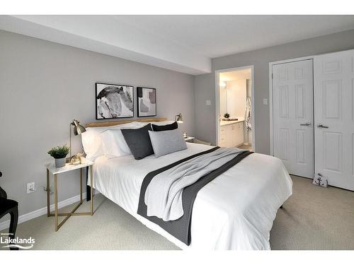 121-55 Trott Boulevard, Collingwood, ON - Indoor Photo Showing Bedroom