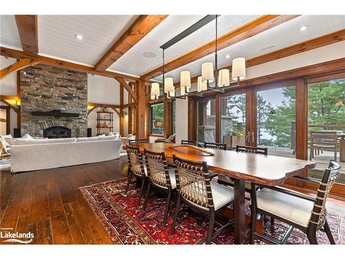 84 Bigwin Island, Lake Of Bays, ON - Indoor Photo Showing Dining Room