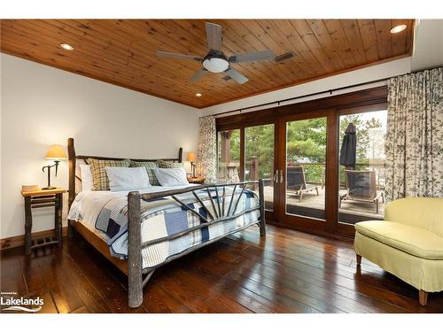 84 Bigwin Island, Lake Of Bays, ON - Indoor Photo Showing Bedroom