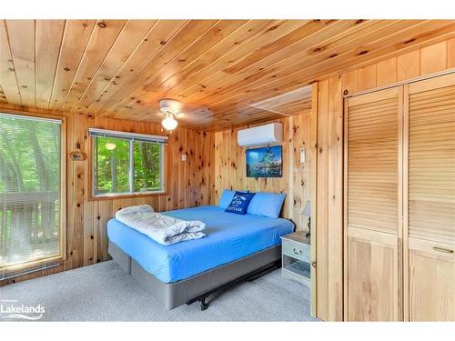 785 Harrison Trail, Georgian Bay Twp, ON - Indoor Photo Showing Bedroom