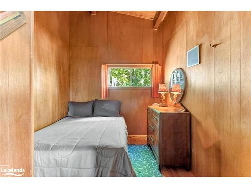 785 Harrison Trail, Georgian Bay Twp, ON - Indoor Photo Showing Bedroom