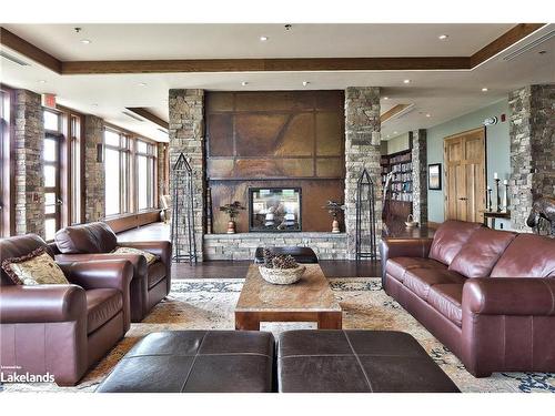 119 Schooners Lane, Thornbury, ON - Indoor Photo Showing Living Room With Fireplace