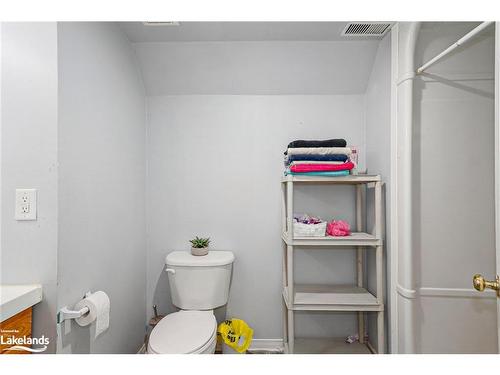 4 Hawthorne Crescent, Barrie, ON - Indoor Photo Showing Bathroom