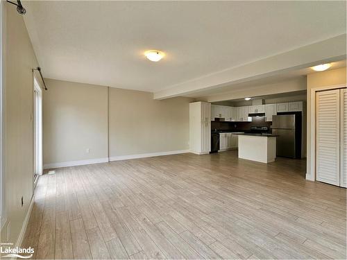 44 Nicole Park Court, Bracebridge, ON - Indoor Photo Showing Kitchen