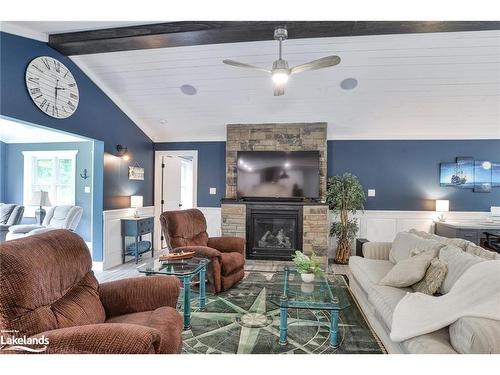 1068 Xavier Street, Gravenhurst, ON - Indoor Photo Showing Living Room With Fireplace