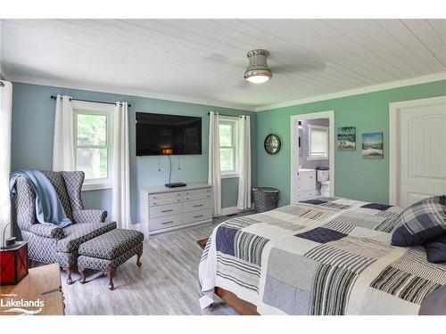 1068 Xavier Street, Gravenhurst, ON - Indoor Photo Showing Bedroom