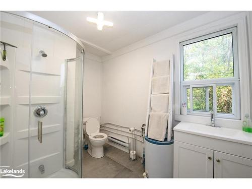 80 Constance Boulevard, Wasaga Beach, ON - Indoor Photo Showing Bathroom