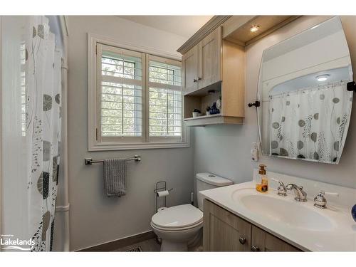 91 Mary Jane Road, Tiny, ON - Indoor Photo Showing Bathroom