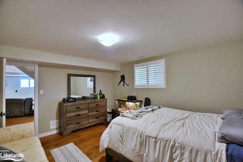 117 Stanley Street, Collingwood, ON - Indoor Photo Showing Bedroom