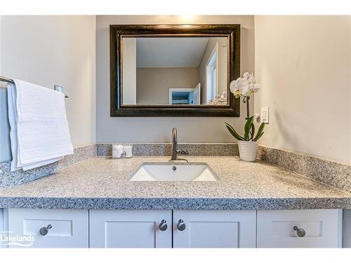 32 Tona Trail, Wasaga Beach, ON - Indoor Photo Showing Bathroom