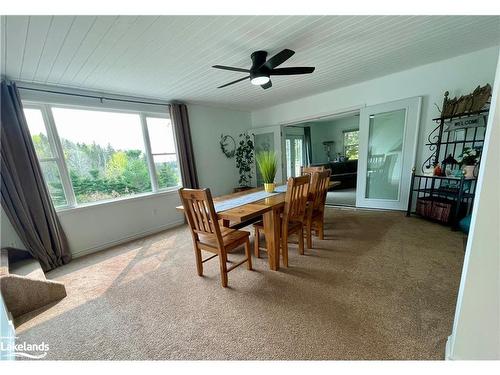1067 North Mary Lake Road, Huntsville, ON - Indoor Photo Showing Dining Room