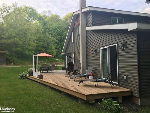 1067 North Mary Lake Road, Huntsville, ON - Outdoor With Deck Patio Veranda