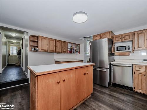 551 David Street E, Gravenhurst, ON - Indoor Photo Showing Kitchen