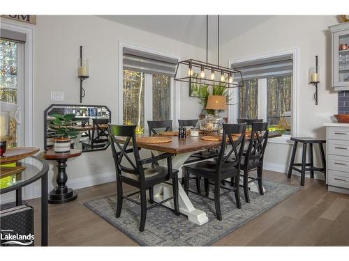 149 Bowyer Road W, Huntsville, ON - Indoor Photo Showing Dining Room