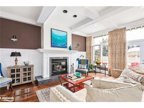 160 Grand Cypress Lane, The Blue Mountains, ON - Indoor Photo Showing Living Room With Fireplace