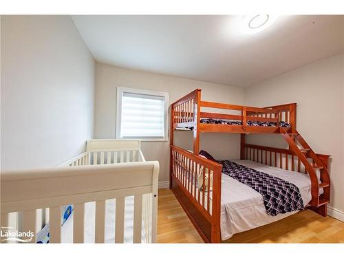 137 First Avenue, Tay Twp, ON - Indoor Photo Showing Bedroom