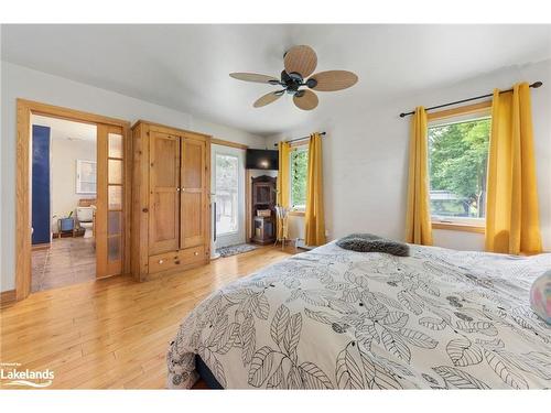 2 Dunlop Drive, Coldwater, ON - Indoor Photo Showing Bedroom