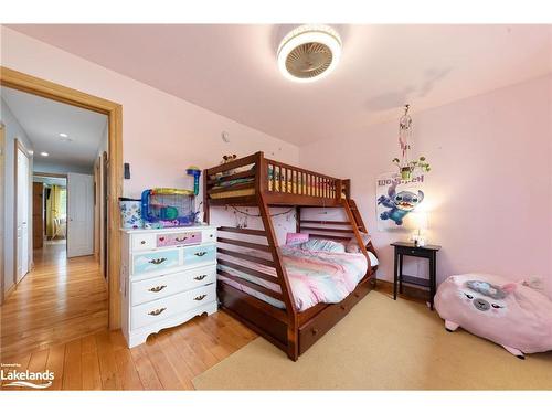 2 Dunlop Drive, Coldwater, ON - Indoor Photo Showing Bedroom