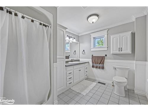 3326 Cleveland Avenue, Cumberland Beach, ON - Indoor Photo Showing Bathroom