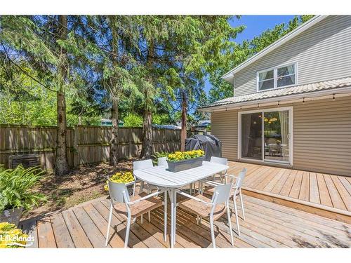 3326 Cleveland Avenue, Cumberland Beach, ON - Outdoor With Deck Patio Veranda With Exterior