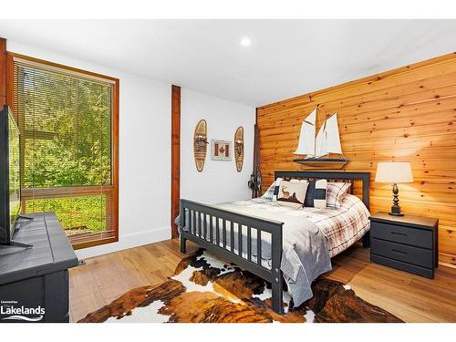 106 Ann Heggtveit Drive, Town Of Blue Mountains, ON - Indoor Photo Showing Bedroom