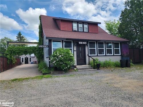 830 Muskoka Road S, Gravenhurst, ON 