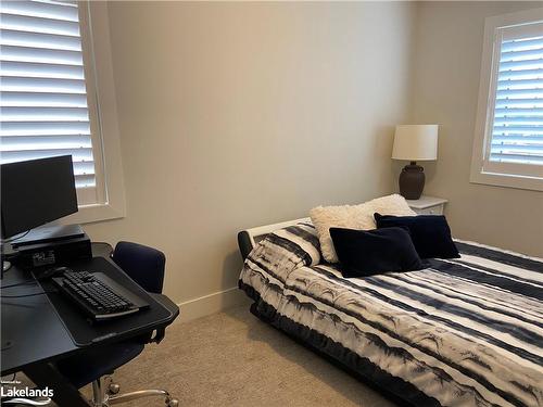 152 Red Pine Street, The Blue Mountains, ON - Indoor Photo Showing Bedroom