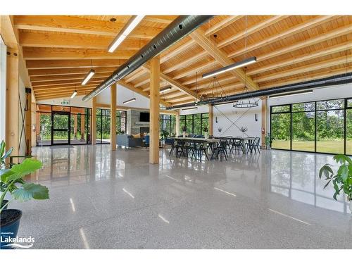 152 Red Pine Street, The Blue Mountains, ON - Indoor Photo Showing Other Room