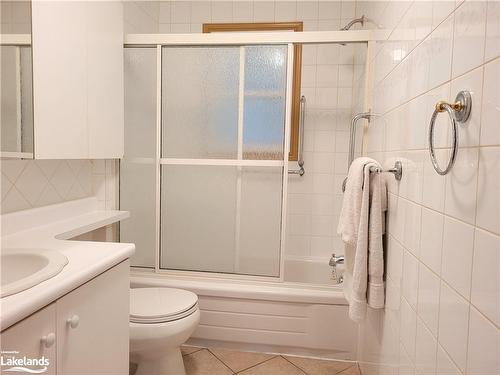 16 Wellington Street, Collingwood, ON - Indoor Photo Showing Bathroom