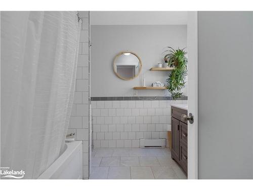 7-39 Southbank Drive, Bracebridge, ON - Indoor Photo Showing Bathroom