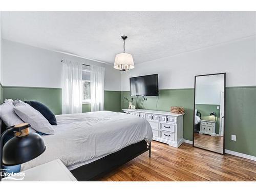 2-155 Albert Street, Meaford, ON - Indoor Photo Showing Bedroom