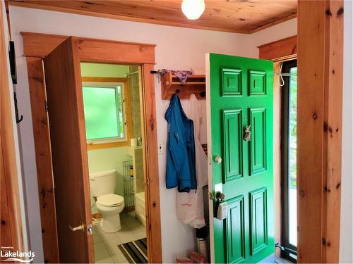 359 Grass Lake Road, Kearney, ON - Indoor Photo Showing Bathroom