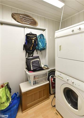 715 David Street, Gravenhurst, ON - Indoor Photo Showing Laundry Room
