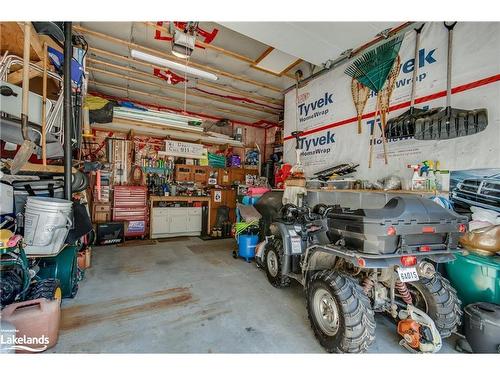 42 Menominee Lake Road, Huntsville, ON - Indoor Photo Showing Garage