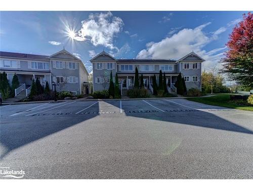 4 Royalton Lane, Collingwood, ON - Outdoor With Facade