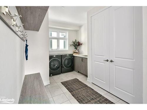 118 Stoneleigh Drive, The Blue Mountains, ON - Indoor Photo Showing Laundry Room