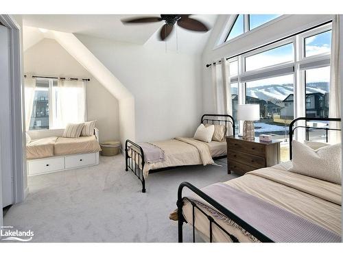 118 Stoneleigh Drive, The Blue Mountains, ON - Indoor Photo Showing Bedroom