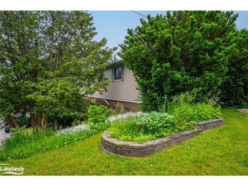 2 Belvedere Avenue, Parry Sound, ON - Outdoor