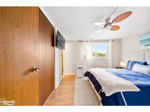 2 Belvedere Avenue, Parry Sound, ON - Indoor Photo Showing Bedroom