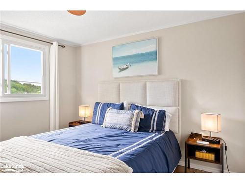 2 Belvedere Avenue, Parry Sound, ON - Indoor Photo Showing Bedroom