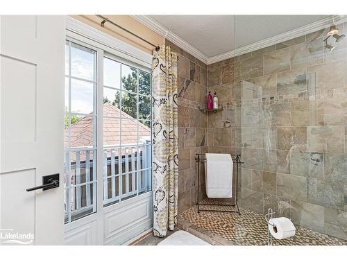 4 Harben Court, Collingwood, ON - Indoor Photo Showing Bathroom