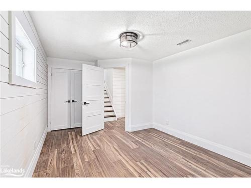 4 Harben Court, Collingwood, ON - Indoor Photo Showing Other Room