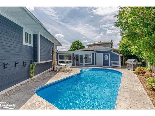 4 Harben Court, Collingwood, ON - Outdoor With In Ground Pool With Exterior