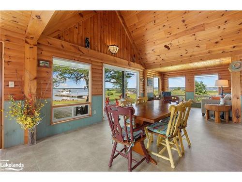 2 Is 420 Georgian Bay Island, Georgian Bay, ON - Indoor Photo Showing Dining Room