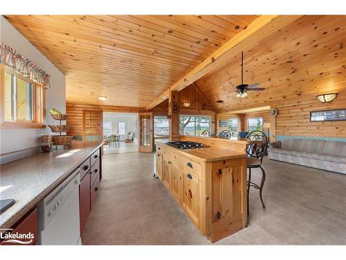 2 Is 420 Georgian Bay Island, Georgian Bay, ON - Indoor Photo Showing Kitchen