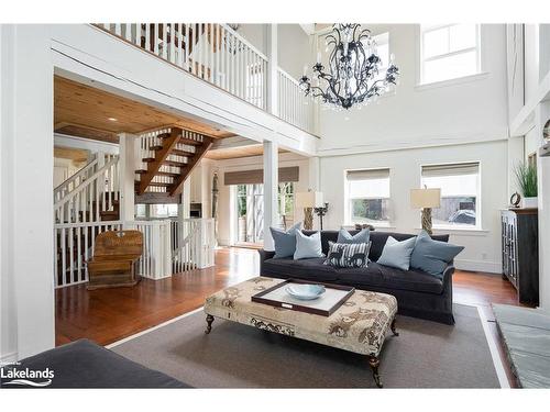 129 Snowbridge Way, The Blue Mountains, ON - Indoor Photo Showing Living Room