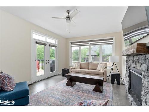 3 Baypoint Court, Gravenhurst, ON - Indoor Photo Showing Living Room With Fireplace