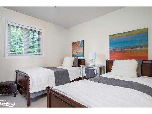 209733 Highway 26, The Blue Mountains, ON - Indoor Photo Showing Bedroom